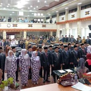 Resmi Dilantik, 25 Anggota DPRD Kota Metro Periode 2024-2029