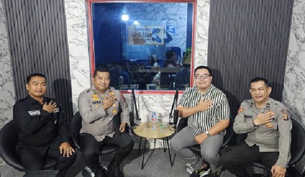 Talkshow Dengan KPFM Balikpapan, Polda Kaltim Sampaikan Kesiapan Dalam Hadapi Pilkada Serentak