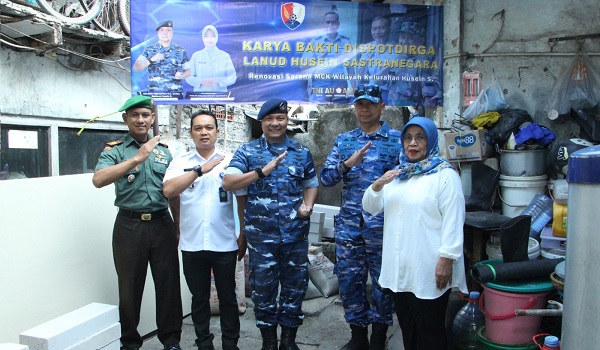 Wujud Nyata Kepedulian, Lanud Husein Sastranegara Gelar Bakti Sosial Bangun MCK1