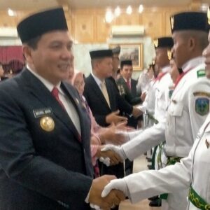 PJ Bupati Sarolangun Kukuhkan 40 Orang Anggota Paskibraka Kabupaten Sarolangun 2024