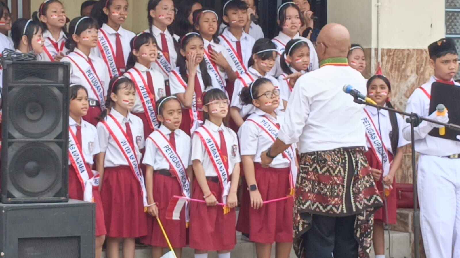 Semarak Hari Kemerdekaan ke-79 di Yayasan Santo Fransiskus: Kobarkan Semangat Indonesia Emas 2045