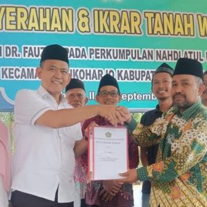 Calon Bupati Pringsewu DR H.Fauzi Wakafkan Tanah Untuk Kantor NU