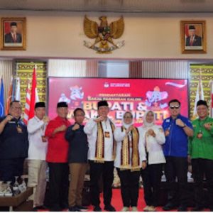 Pilkada 2024, Pasangan Ela – Azwar Mendaftar di KPU Lampung Timur