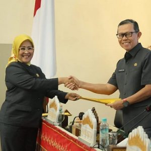 Rapat Paripurna DPRD Lampung Bahas Pandangan Fraksi-Fraksi dan Jawaban Gubernur