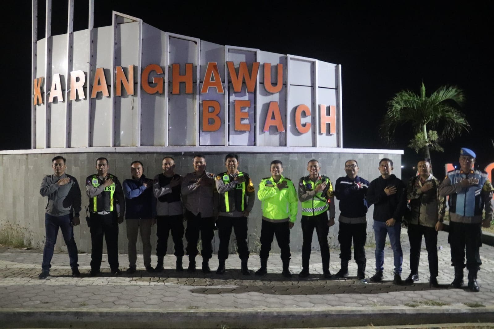 Ratusan Personel Dikerahkan dalam Patroli Malam Skala Besar Polres Sukabumi untuk Antisipasi Gangguan Kamtibmas