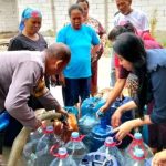 Sinergi Polres Metro Bekasi dan Lembaga Terkait Salurkan Air Bersih untuk Atasi Krisis Kekeringan