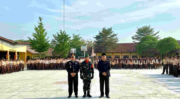 Peringatan Hari Kesaktian Pancasila 2024 di SMKN 1 Tambelang