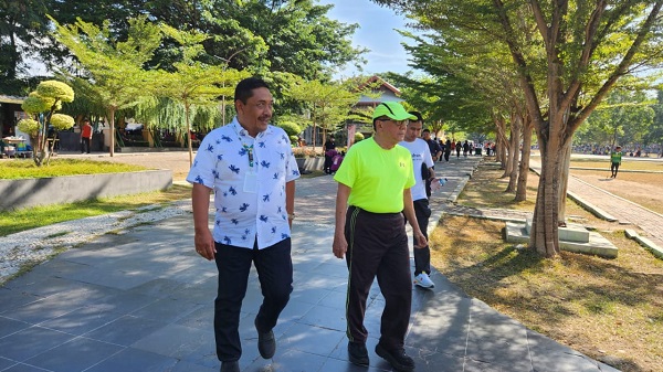 Akbar Tanjung Instruksikan Baharuddin Aritonang Turun ke Tapsel Menangkan Dolly - Parulian