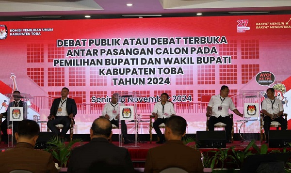 Debat Publik Pilbub Toba Berjalan Lancar, Pjs Bupati Toba Apresiasi KPUD dan Ketiga Paslon