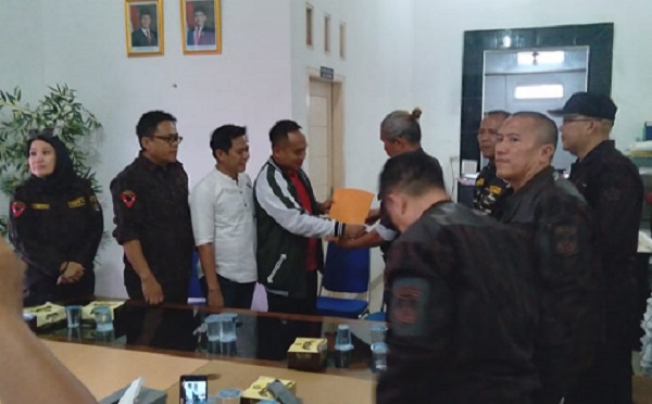 Keluarga Besar TNI Polri Sambangi Bawaslu Pringsewu Sepakat Basmi Money Politik