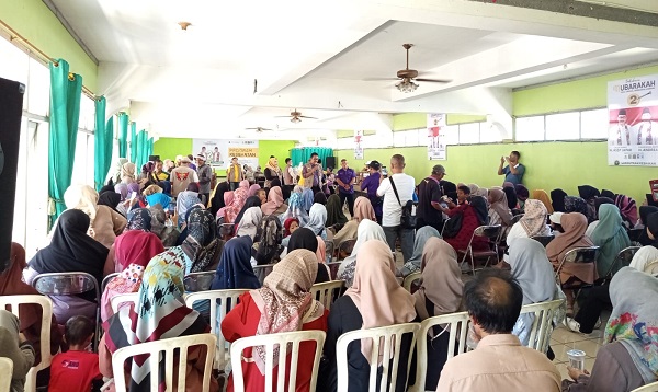 Pasangan Calon Bupati Sukabumi Nomor Urut 2, H. Asep Japar - H. Asep Japar Gelar Bakti Sosial Pengobatan Gratis