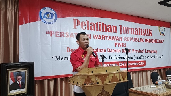 Penutupan Pelatihan Jurnalistik, Ketua PWRI Lampung Darmawan SH.,MH Targetnya UKW Tahun 2025
