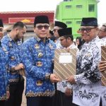Pimpin Upacara HUT ke 53 Korpri dan HUT ke 79 PGRI, Walikota Wahdi Junjung netralitas dan setia negara