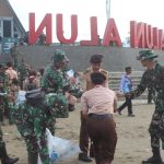 Wujudkan Asta Cita, Kodim 0622Kab. Sukabumi Bergerak Gelar Aksi Tanam Pohon dan Bersih-bersih Pantai Gado Bangkong Palabuhanratu