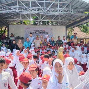 Wujudkan Generasi Emas 2025, Satker KKP Pelabuhanratu selenggarakan makan bergizi gratis