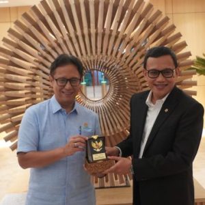 Menteri Karding Temui Menkes, Bahas Penempatan TKI dan Pemeriksaan Kesehatan