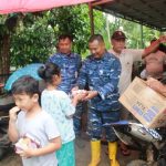 Personel Lanud Husein Sastranegara Berhasil Tembus Daerah Terisolir Lokasi Bencana Alam di Kabupaten Cianjur