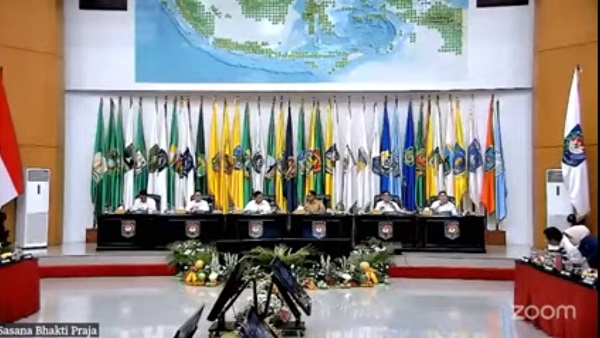 Pj. Gubernur Lampung Ikuti Rakor Pengendalian Inflasi Dan Sosialisasi Kebijakan Upah Minimum Tahun 2025