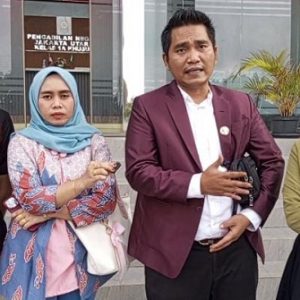 Rapen Sinaga kecewa atas ditundanya Prapid terduga pencabulan di PN Jakut