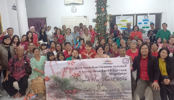 Sambut Natal dan Tahun Baru, Keluarga Besar POIM bersama Yayasan Kasih Peduli Umat berbagi kasih dalam doa 