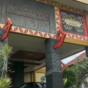 Alokasi anggaran ratusan juta, Faktanya Sarpras Gedung DPRD Kota Balam tidak dirawat