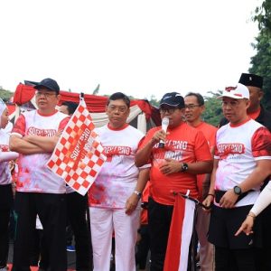Dorong Semangat Generasi Muda, Pj. Gubernur Samsudin Lepas Ribuan Peserta Soekarno Fun Run Lampung