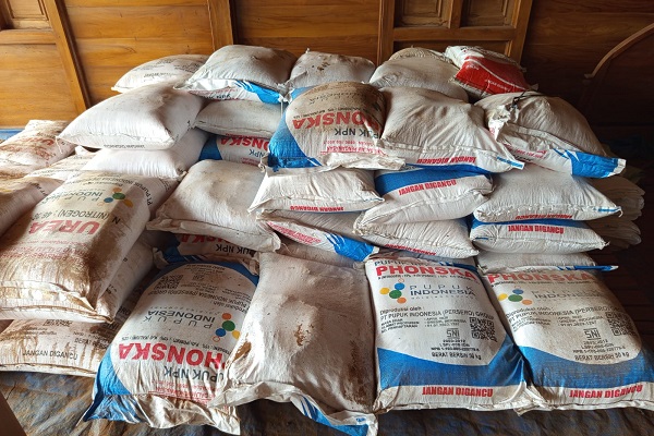 Harga Pupuk Subsidi di Kecamatan Todanan diatas HET