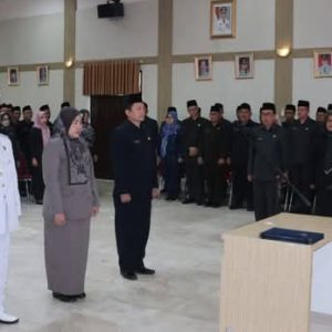 Pelantikan Pejabat Administrator dan Pengawasan, Bupati Minta Tingkatkan Pelayanan Masyarakat