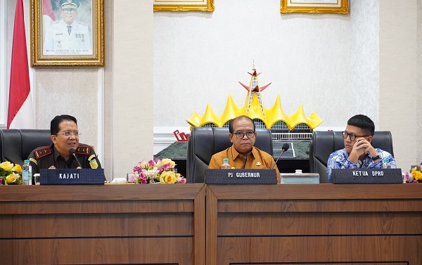 Wujudkan Ketahanan Pangan, Penjabat Gubernur Lampung Gelar Rakor Pengawasan dan Ketahanan Pangan Tahun 2025