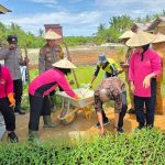 Bersama Bhayangkari, Polsek MHU Laksanakan Penguatan Program P2L