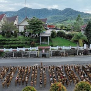 Bupati Pakpak Bharat Pimpin Apel Gabungan Awal Tahun 2025