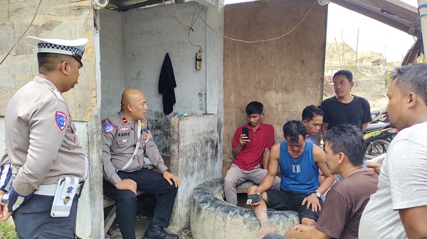 Gercep, Satlantas Polres Lebak Tertibkan Truk Pengangkut Pasir Basah