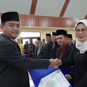 Jabat Kadisdik, Thomas Americo Mutasi 57 Kepsek SMA/SMK se-Provinsi Lampung