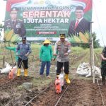 Kapolres Mitro Tengerang Pimpin Penanaman Jagung Satu 