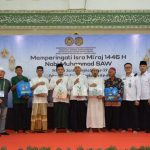 Peringati Isra Mi'raj, Ustadz Taufiqqurahman Kolaborasi dengan Wali Band di Rutan Kelas I Jakarta Pusat