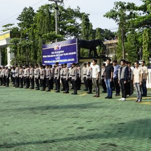 Ratusan Personel Polres Sukabumi Siap Amankan Kegiatan Pelantikan Kepala Daerah Terpilih di Jawa Barat