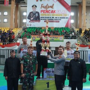Rebutan Gelar Juara, Puluhan Piala Bertebaran di Festival Pencak Silat Kapolres Sukabumi Cup I 2025