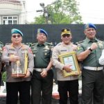 Sinergitas TNI-Polri, Kabid Propam Polda Sumut Direward Komandan Puspomad