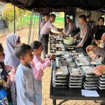 Bentuk kepeduli, Jajaran Polda Banten bagikan bantuan sembako kepada warga terdampak banjir