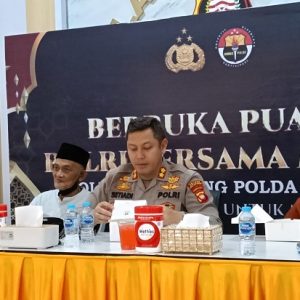 Polres Ketapang Buka Puasa Bersama Dengan Media dan Kepedulian Sosial kepada Masyarakat