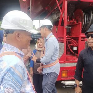 Air PAM tidak mengalir, ibu-ibu protes di lokasi perbaikan PAM Jaya