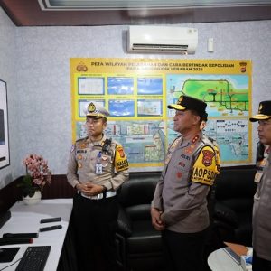 Tinjau Pelabuhan Merak, Kapolda Banten: Penyeberangan tetap normal