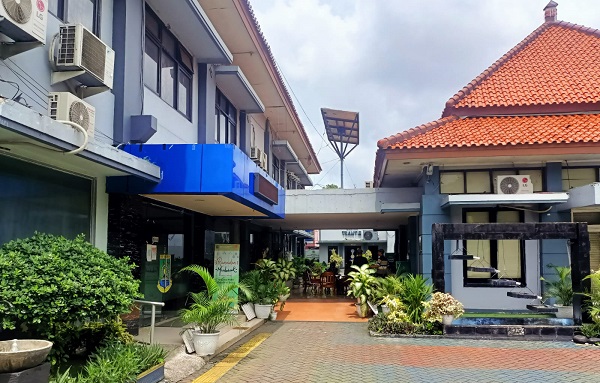 Terkait dugaan pungli oknum Trantib kecamatan Cipondoh, Sekcam Tantrum saat dikonfirmasi