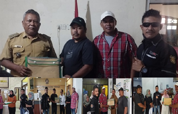 Warga Desa Kaliwlingi Kabupaten Brebes sampaikan THR kepada instasi Keperintahan