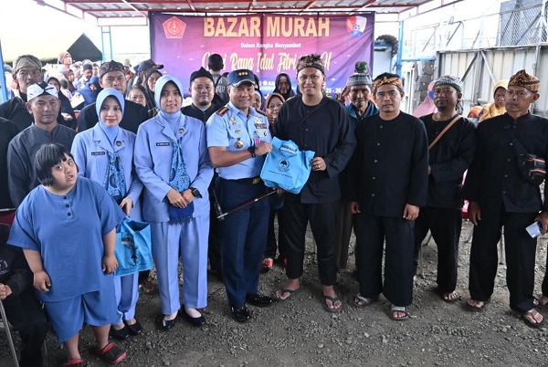 Sambut Hari Raya Idulfitri 1446 H, Lanud Husein Sastranegara Gelar Bazar Murah TNI 2025 