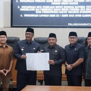 Paripurna DPRD, Bupati Sukabumi Sampaikan Pentingnya Produk Hukum Daerah Sebagai Instrumen Kebijakan