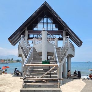 Alun-Alun Gadobangkong Rp15,6 M: Ikon Wisata atau Proyek Gagal? Kenapa Baru Dibangun, Tapi Sudah Rusak