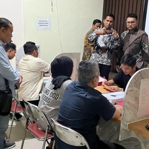 Polres Ketapang Serahkan Tersangka dan Barang Bukti Kasus Pembunuhan Kepala Desa ke Kejaksaan Negeri Ketapang