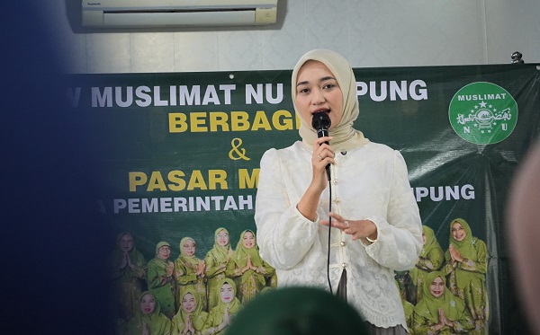Tinjau Pasar Muslimat NU Natar, Wagub Jihan Nurlela Bantu Warga Dapatkan Kebutuhan Pokok