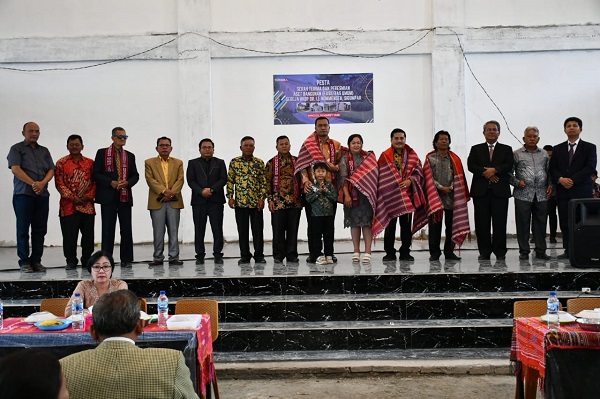 Bupati Toba Sampaikan Terima Kasih Atas Sumbangan Bangunan Untuk HKBP DR. IL. Nommensen Sigumpar